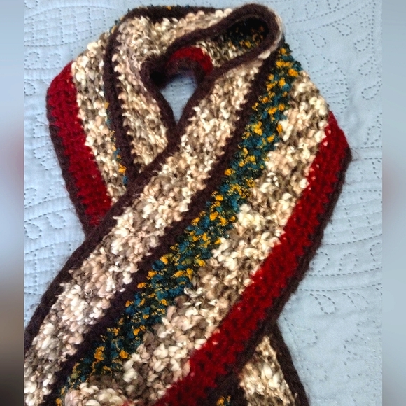 EUC Maurice's multi-colored knit scarf with fringe - Picture 4 of 12